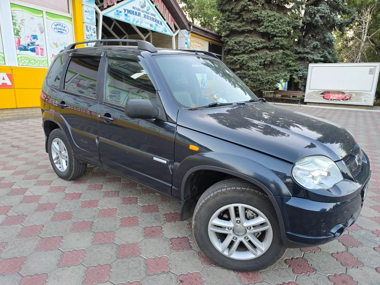 Продам Chevrolet Niva 1.7 MT, 2010 год. Полный привод, механическая коробка передач. Пробег 69 000 км Машина полностью на боевом ходу завёл и поехал ОБМЕН НА ВАШЕ АВТО КРЕДИТ Переоформление в МРЭО Цена: 480 000 рублей. Звоните прямо сейчас +79591441400 +79595556595
